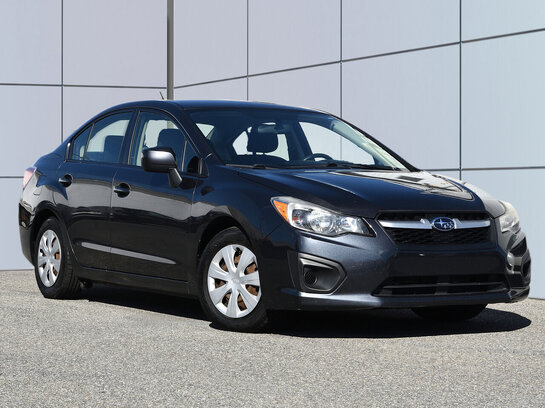 Subaru Impreza Berline 4 portes CVT 2,0i 2014 Gris Subaru Impreza Berline 4 portes CVT 2,0i 2014 Gris