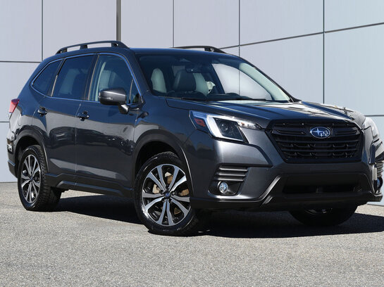 Subaru Forester Limited CVT 2023 Gris