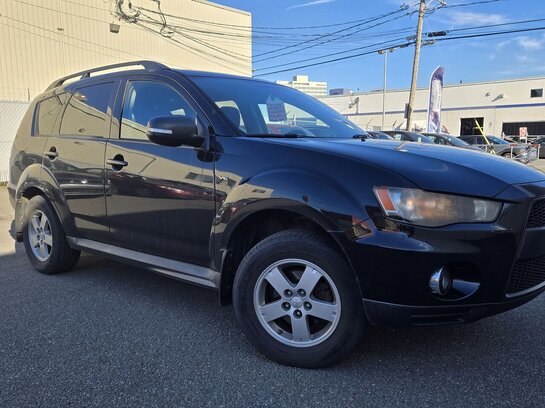 Mitsubishi Outlander 4 RM 4 portes LS 2011 Noir