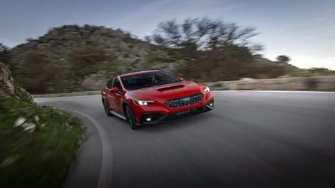 Subaru WRX STI: un teaser relance l’espoir